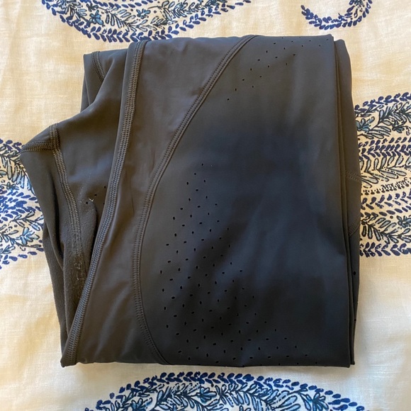 lulu lemon leggings - Picture 2 of 5